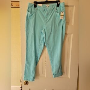 Women'a Crown & Ivy Size 14 Crop Pants Aqua/teal Color